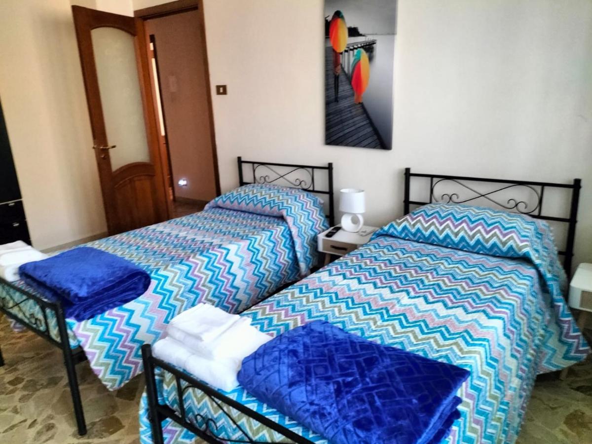 New Dawn Apartment, Appartamento Turistico, Casa Per Vacanza, Tre Camere Indipendenti Catánia Buitenkant foto