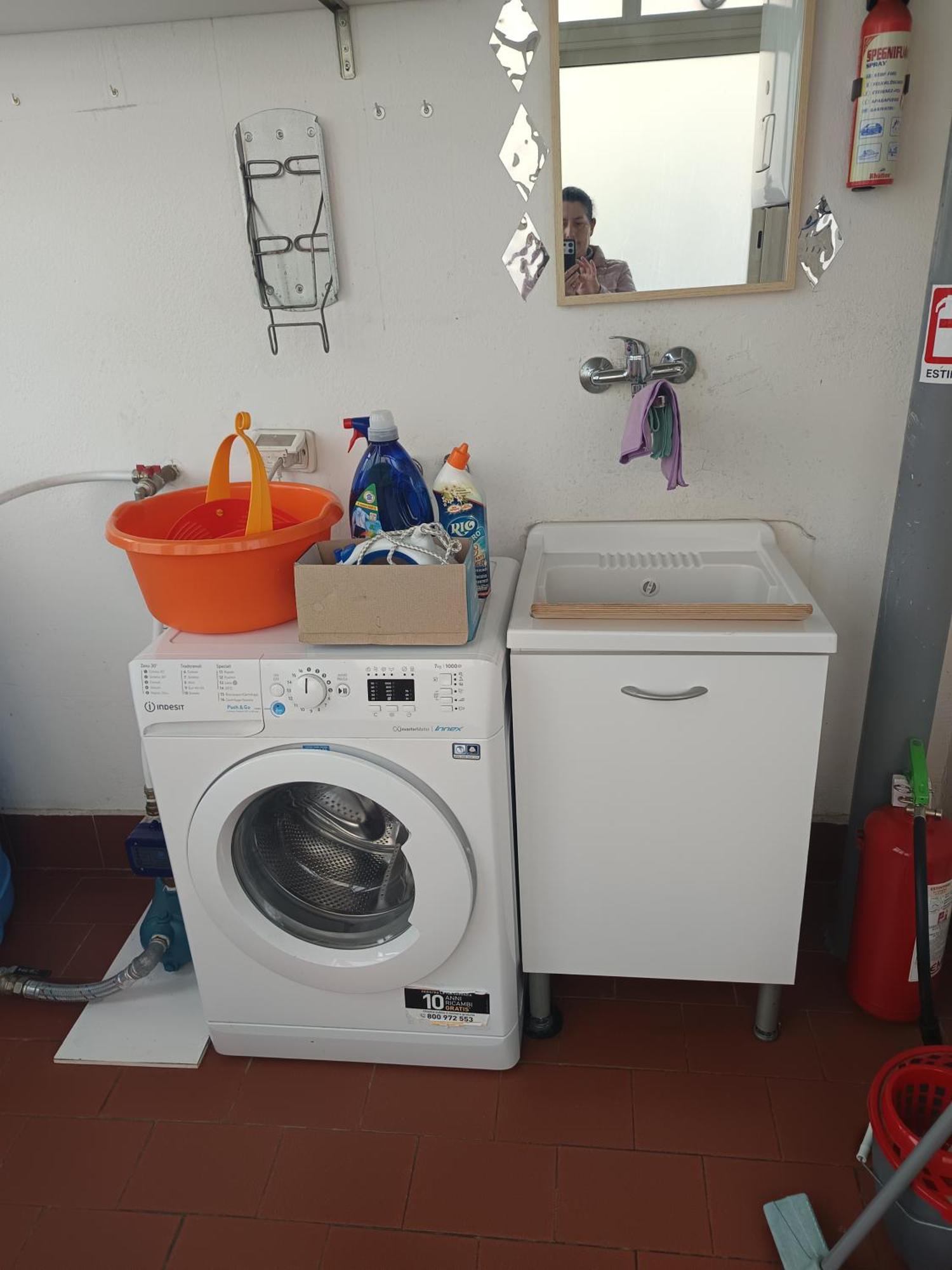 New Dawn Apartment, Appartamento Turistico, Casa Per Vacanza, Tre Camere Indipendenti Catánia Buitenkant foto
